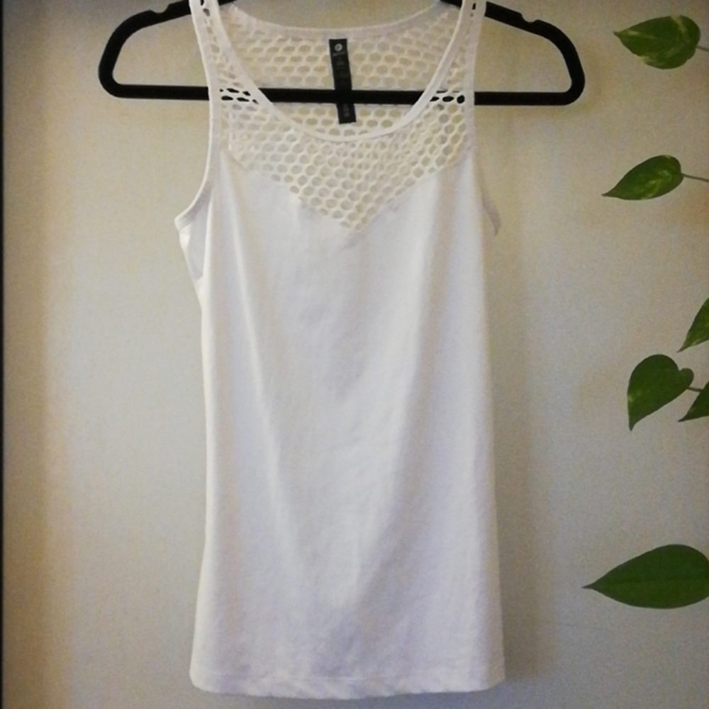 NWOT 90 Degree workout tank top